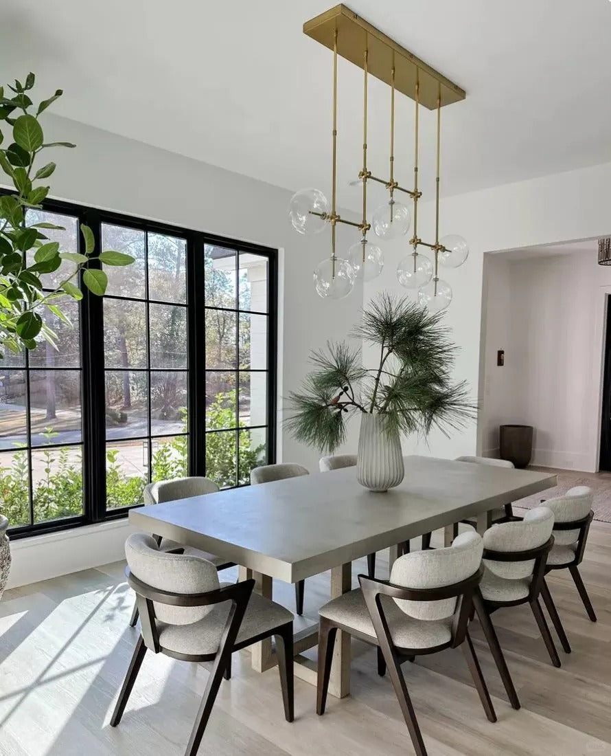 Elegant Dining Set with Modern Aesthetics